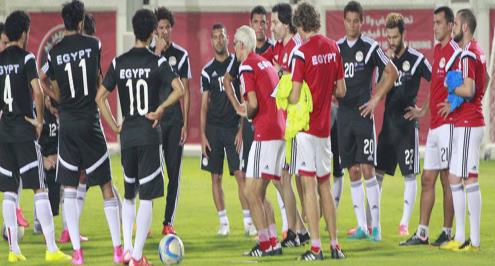 بالأرقام.. صدام نيجيريا بين صدارة مصر لتصنيف الفيفا أو المصير الأسود!